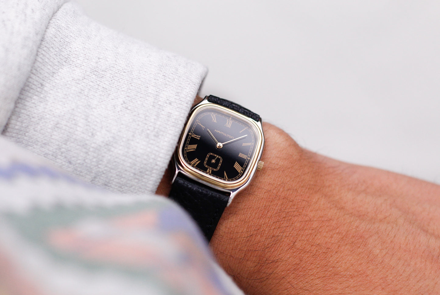 [Mint] 1995 Hamilton Quartz Jet Black Roman Dial Two Tone Men's Wrist-Watch W/Box