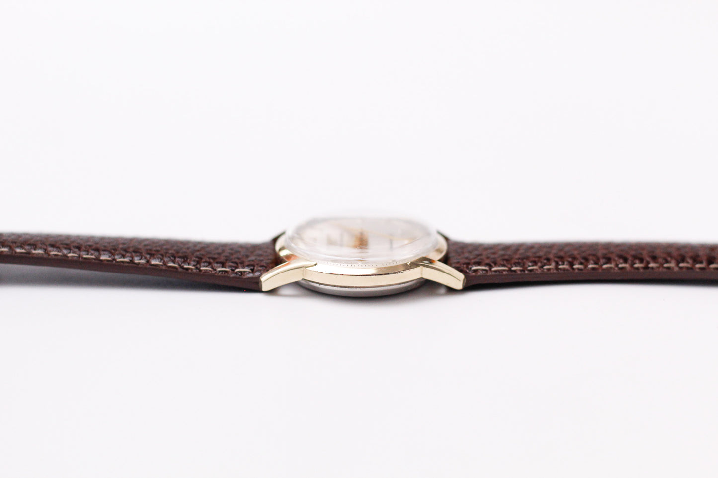 [Serviced] 1960s Longines-Wittnauer Automatic Champagne Sunburst Dial Men's Wrist-Watch