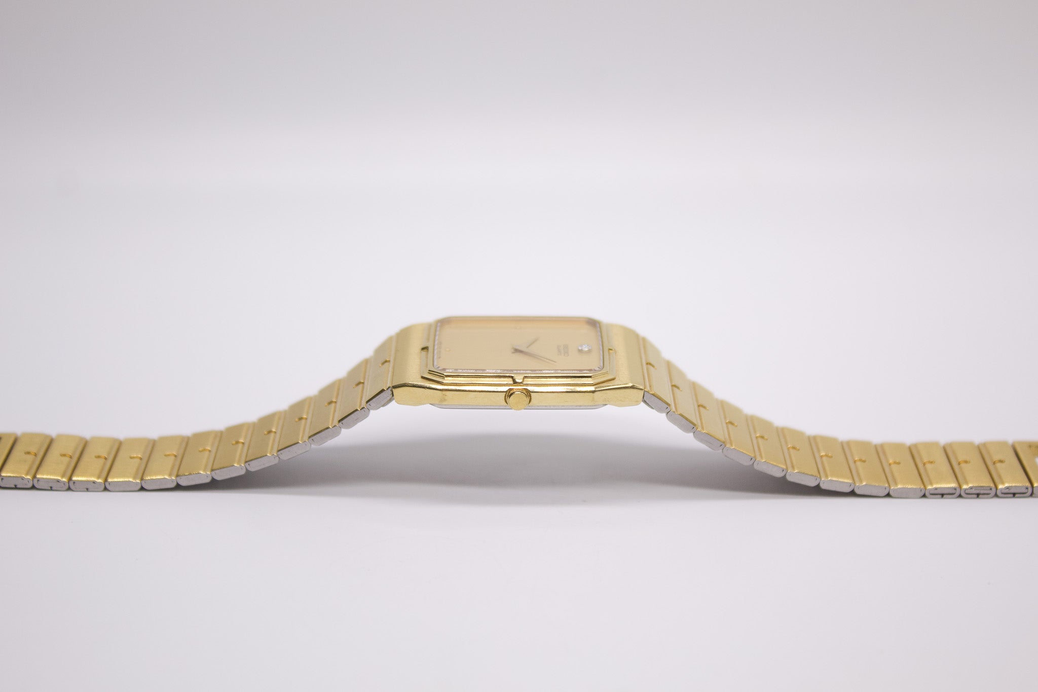 1986 Seiko Quartz 'Gem' Tank Light Golden Dial Men's Wrist-Watch