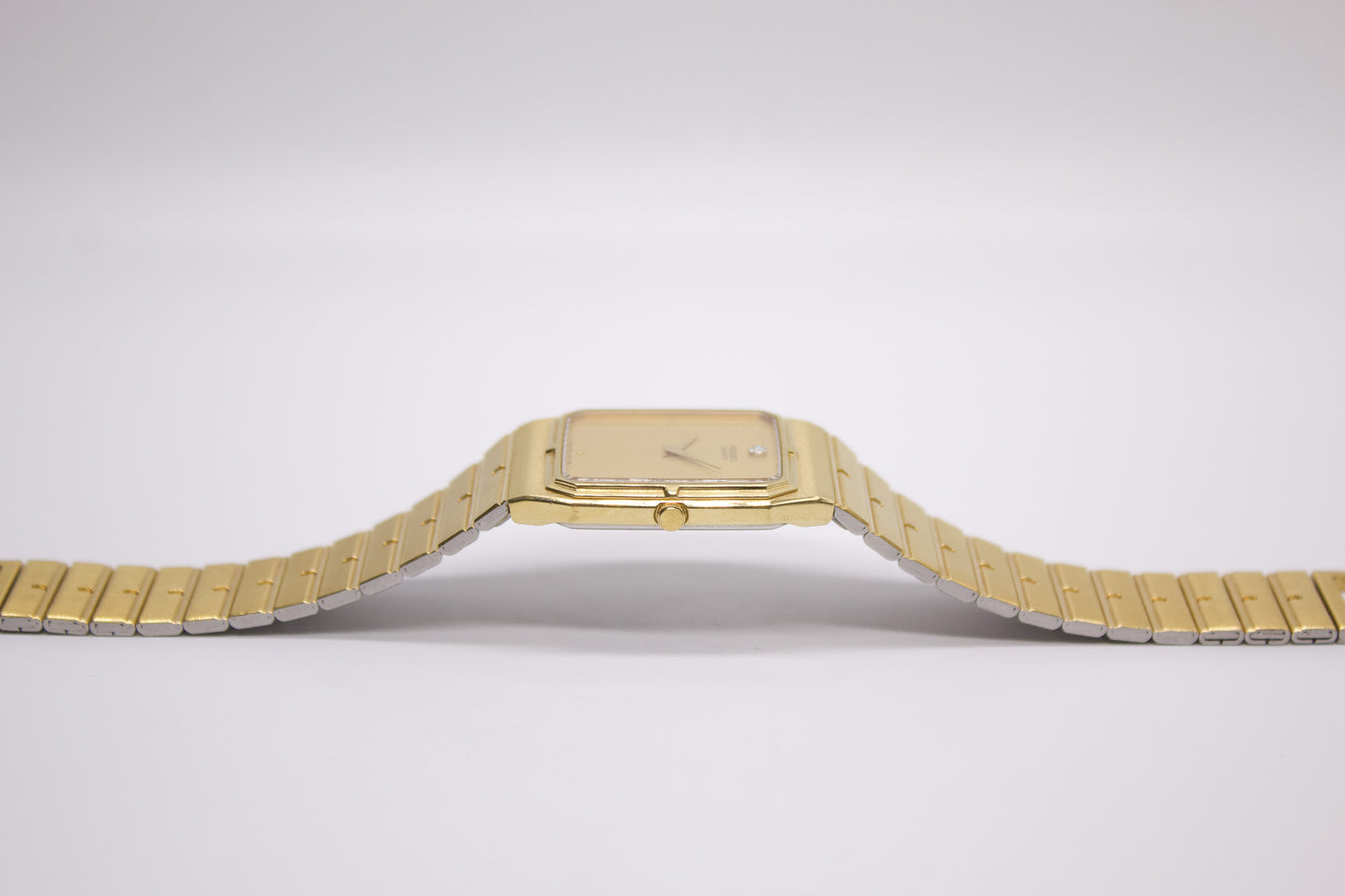 1986 Seiko Quartz 'Gem' Tank Light Golden Dial Men's Wrist-Watch