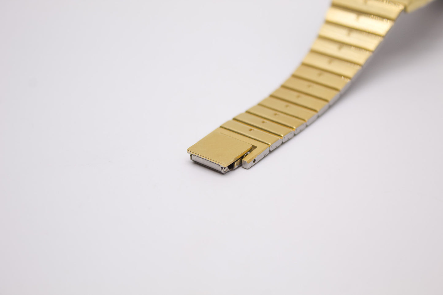1986 Seiko Quartz 'Gem' Tank Light Golden Dial Men's Wrist-Watch
