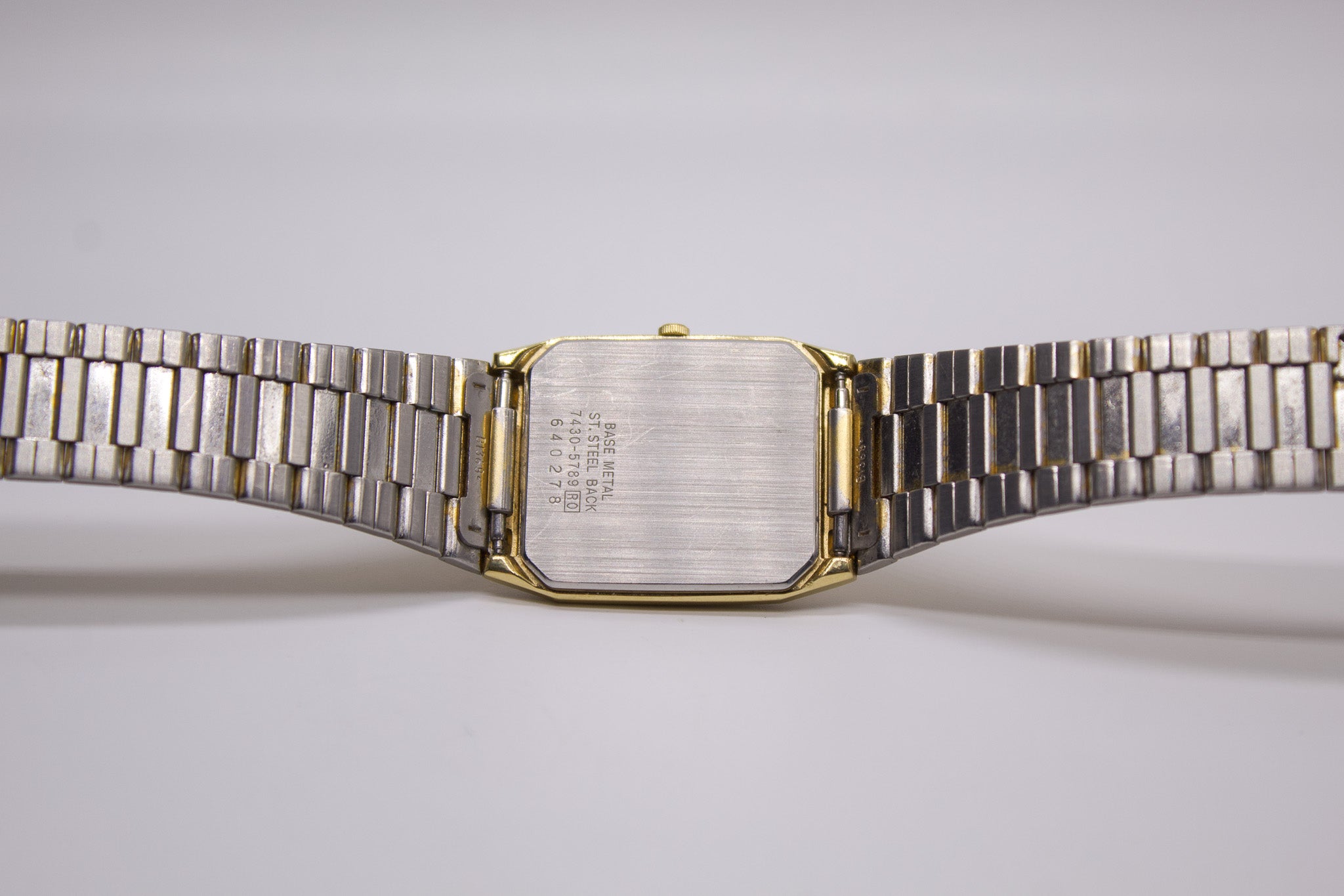 1986 Seiko Quartz 'Gem' Tank Light Golden Dial Men's Wrist-Watch