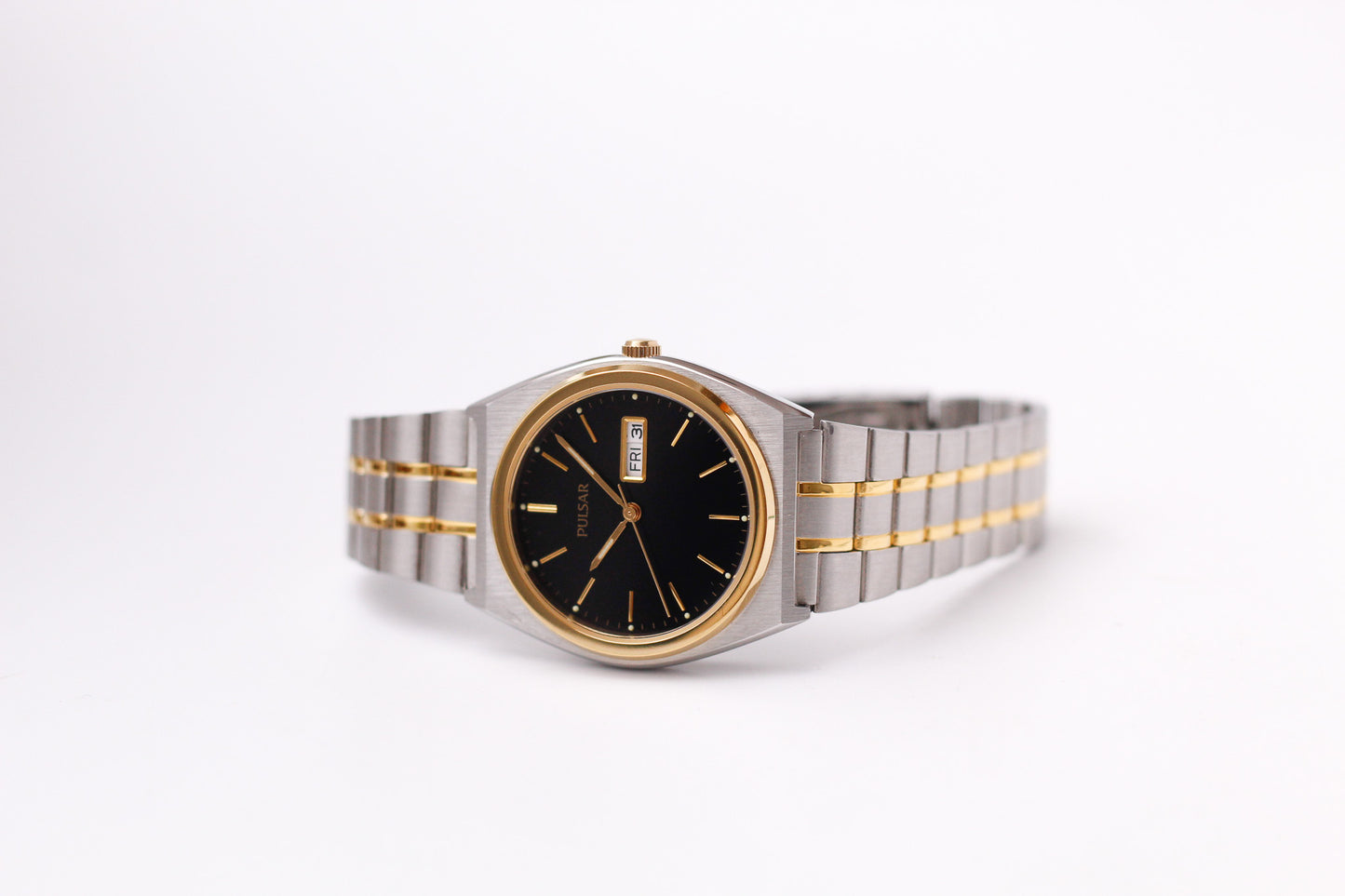[Near Mint] 2000s Pulsar Quartz Inky Black Dial Two Tone Men's Wrist Watch