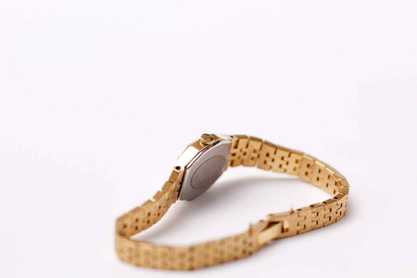 1986 Seiko Quartz Silver Straight Grain Dial Ladies' Wrist-Watch W/Box