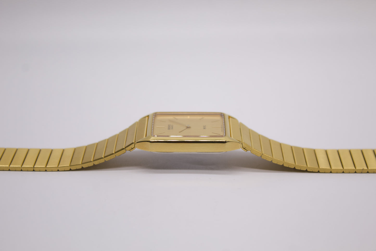 [New Old Stock] 1986 Seiko SX Tank Straight Grain Golden Dial Men's Wrist-Watch Full-Set