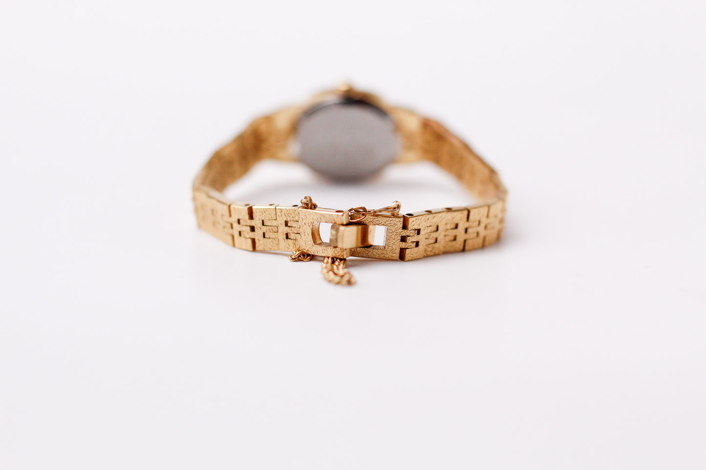 1992 Seiko Quartz Straight Grain Golden Dial Ladies' Wrist-Watch