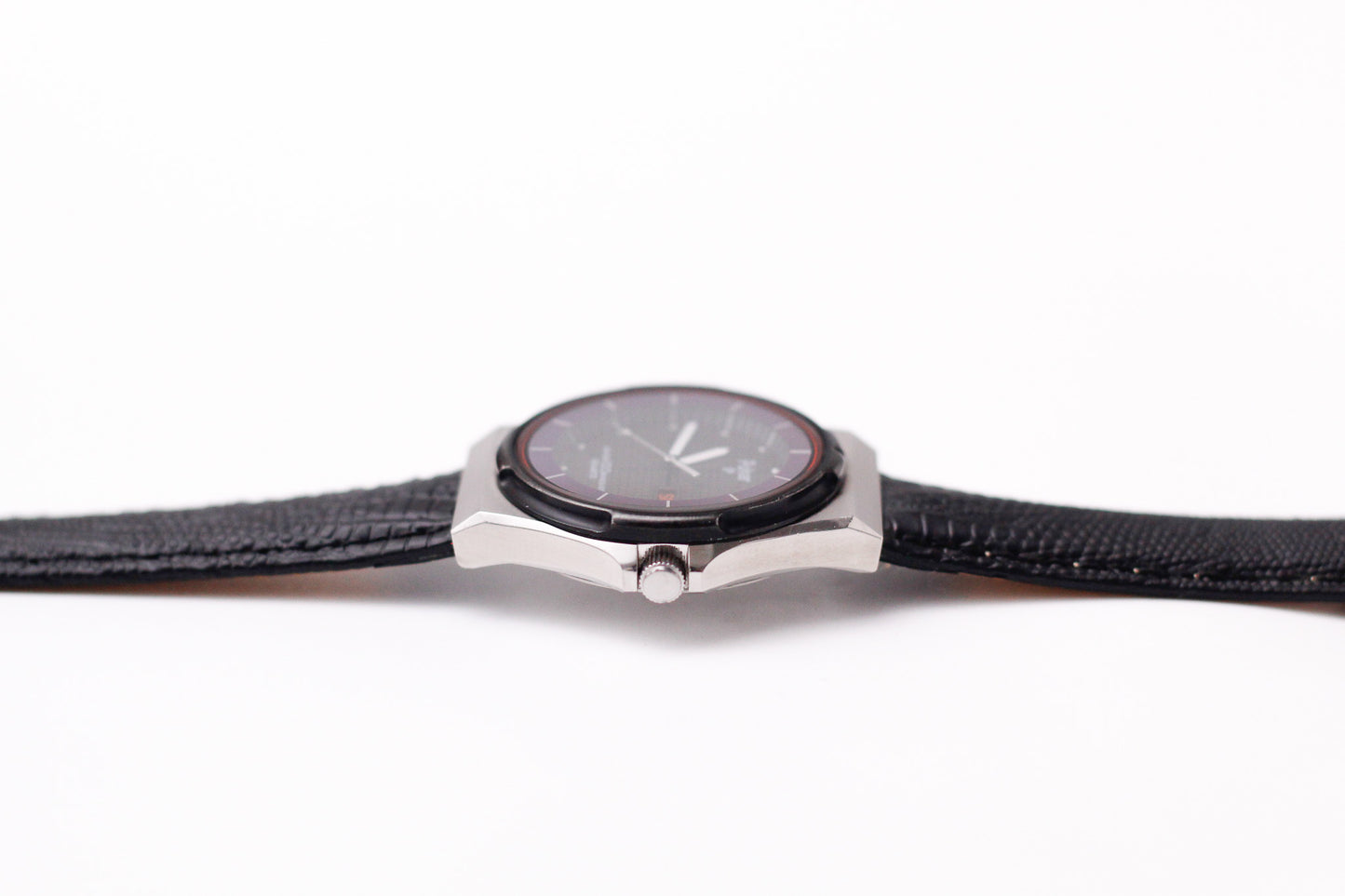 1984 Pulsar Solar-Quartz Deep Gray 'Graph' Dial Men's Wrist-Watch