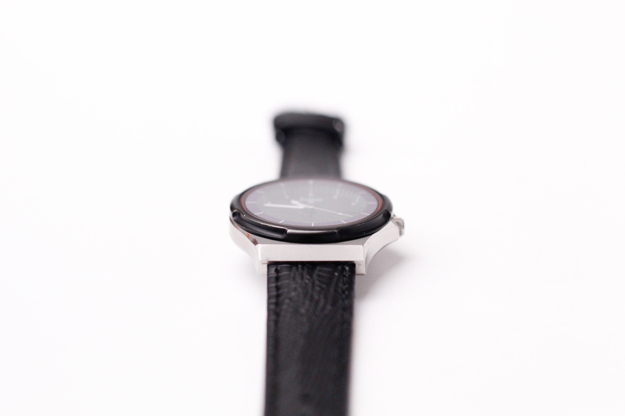 1984 Pulsar Solar-Quartz Deep Gray 'Graph' Dial Men's Wrist-Watch