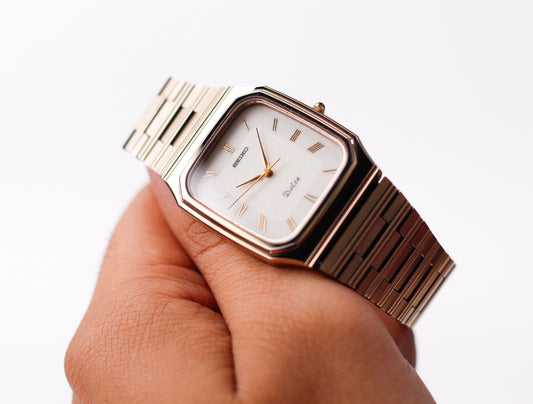 1988 Seiko Dolce Quartz Golden Snowflake Dial Tungsten Case Men's Wrist-Watch