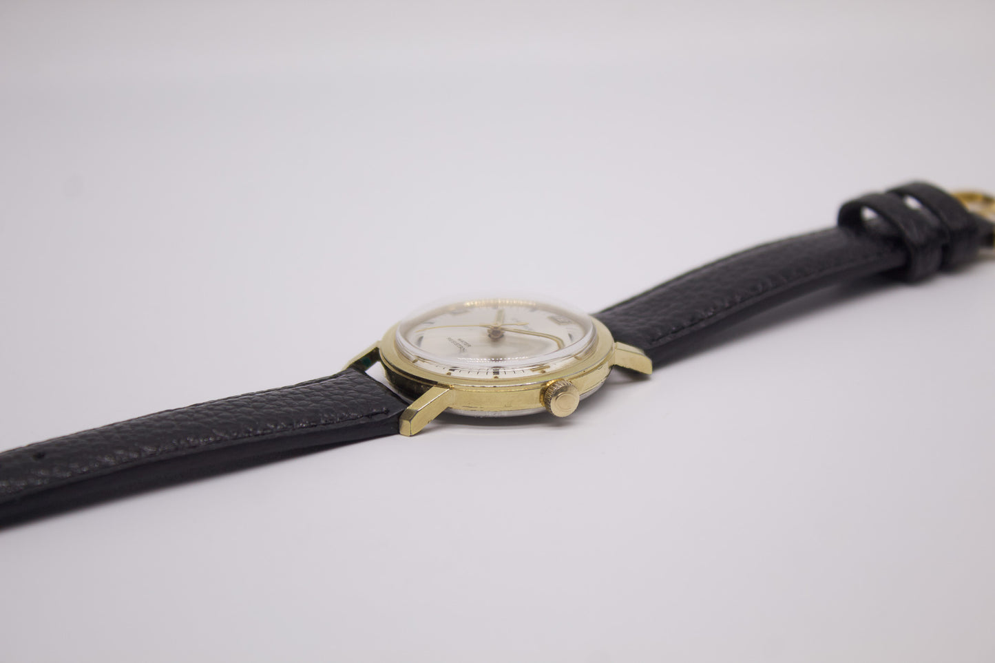 [Serviced] 1960s Caravelle Aged Silver Sunburst Dial Men's Wrist-Watch