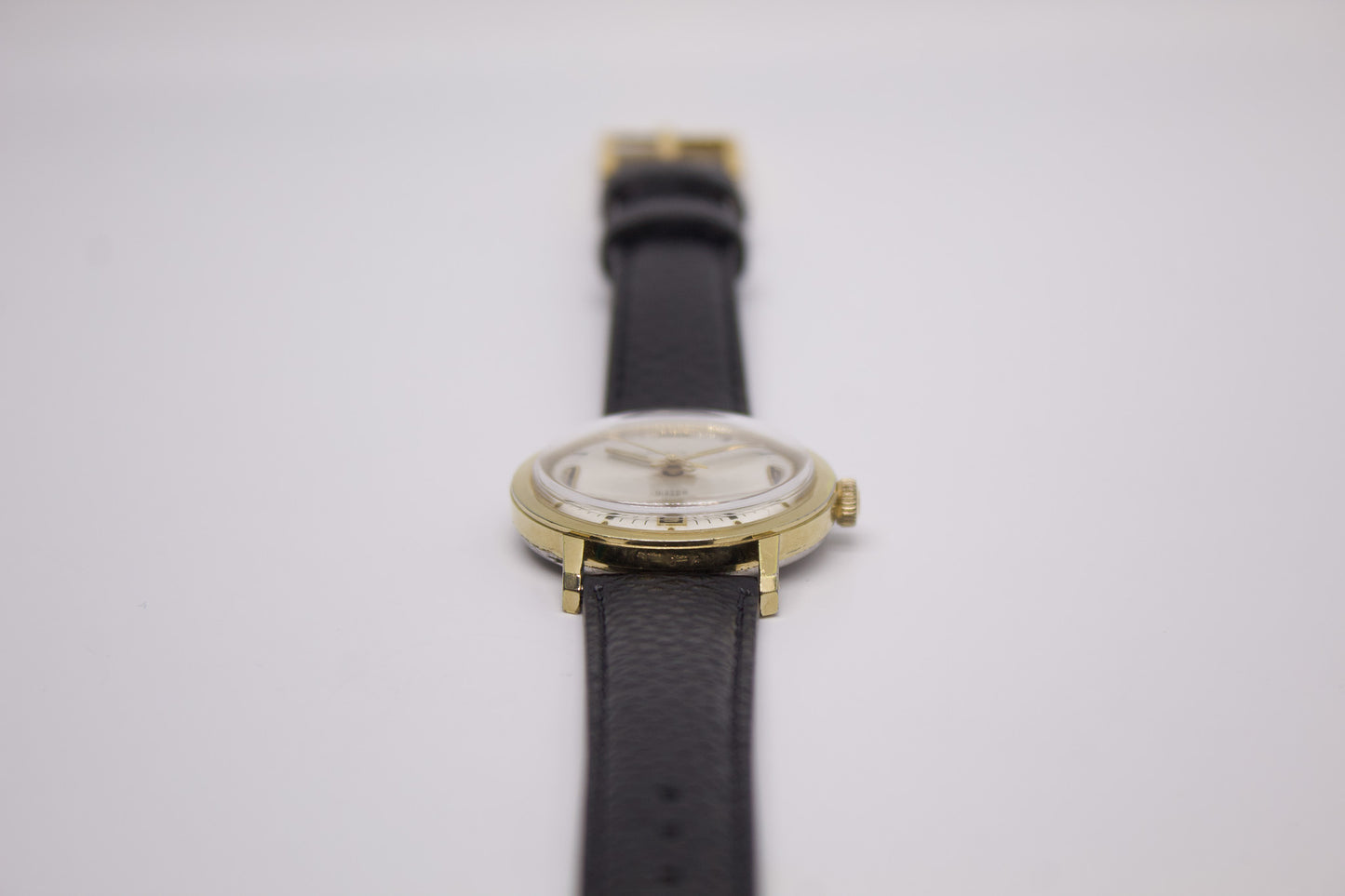 [Serviced] 1960s Caravelle Aged Silver Sunburst Dial Men's Wrist-Watch