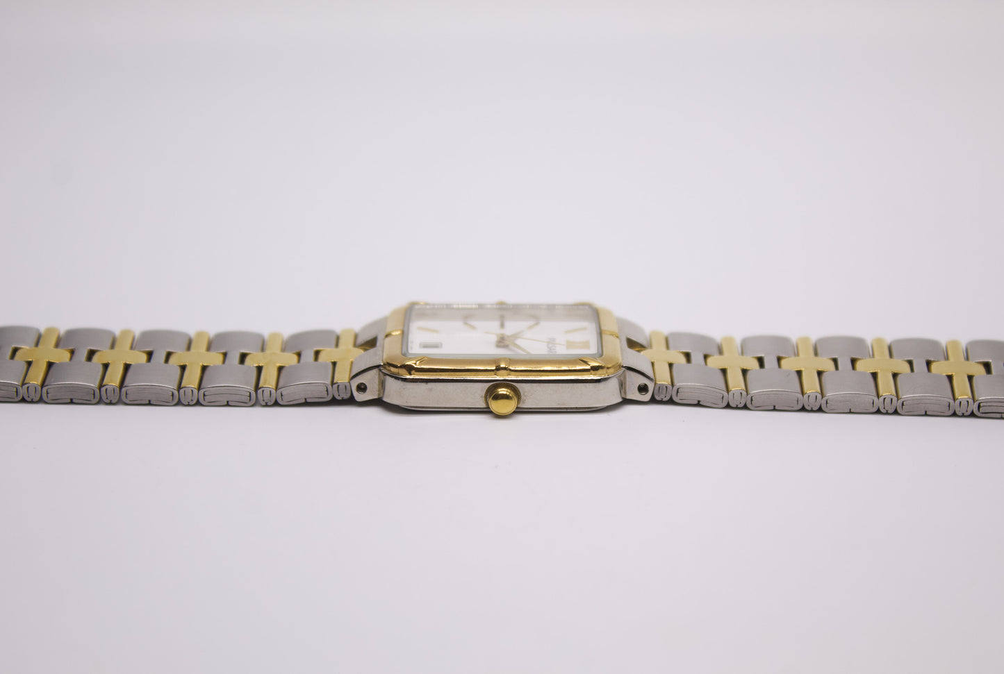 1998 Pulsar Quartz Stark White Dial Two Tone Men's Wrist-Watch W/Box