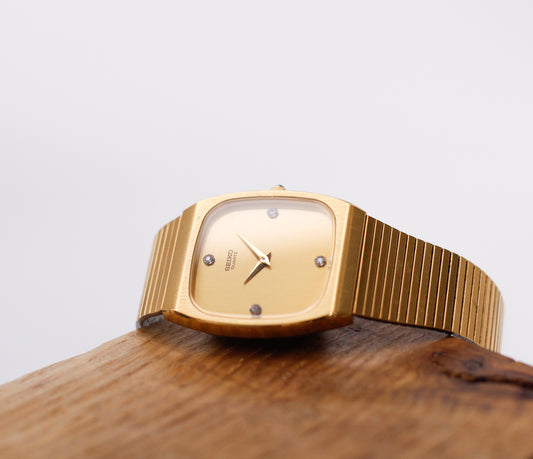 1981 Seiko Quartz Straight Grain Golden Gem Dial Men's Wrist-Watch
