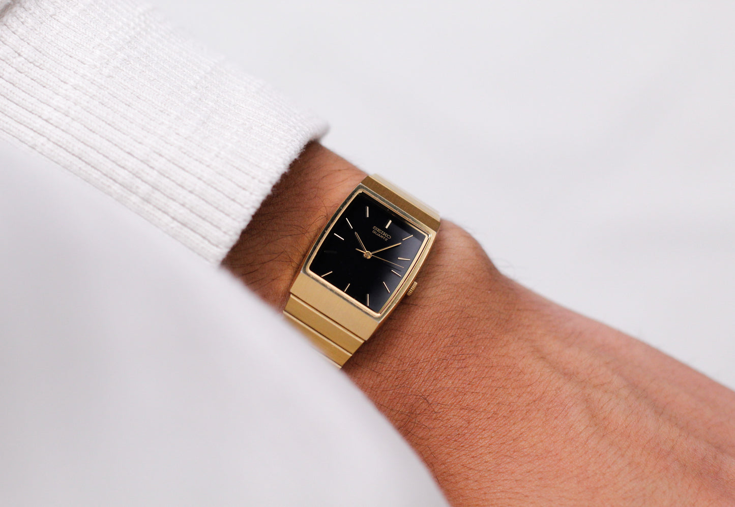 1988 Seiko Quartz Inky Black Dial Tank Men's Wrist-Watch