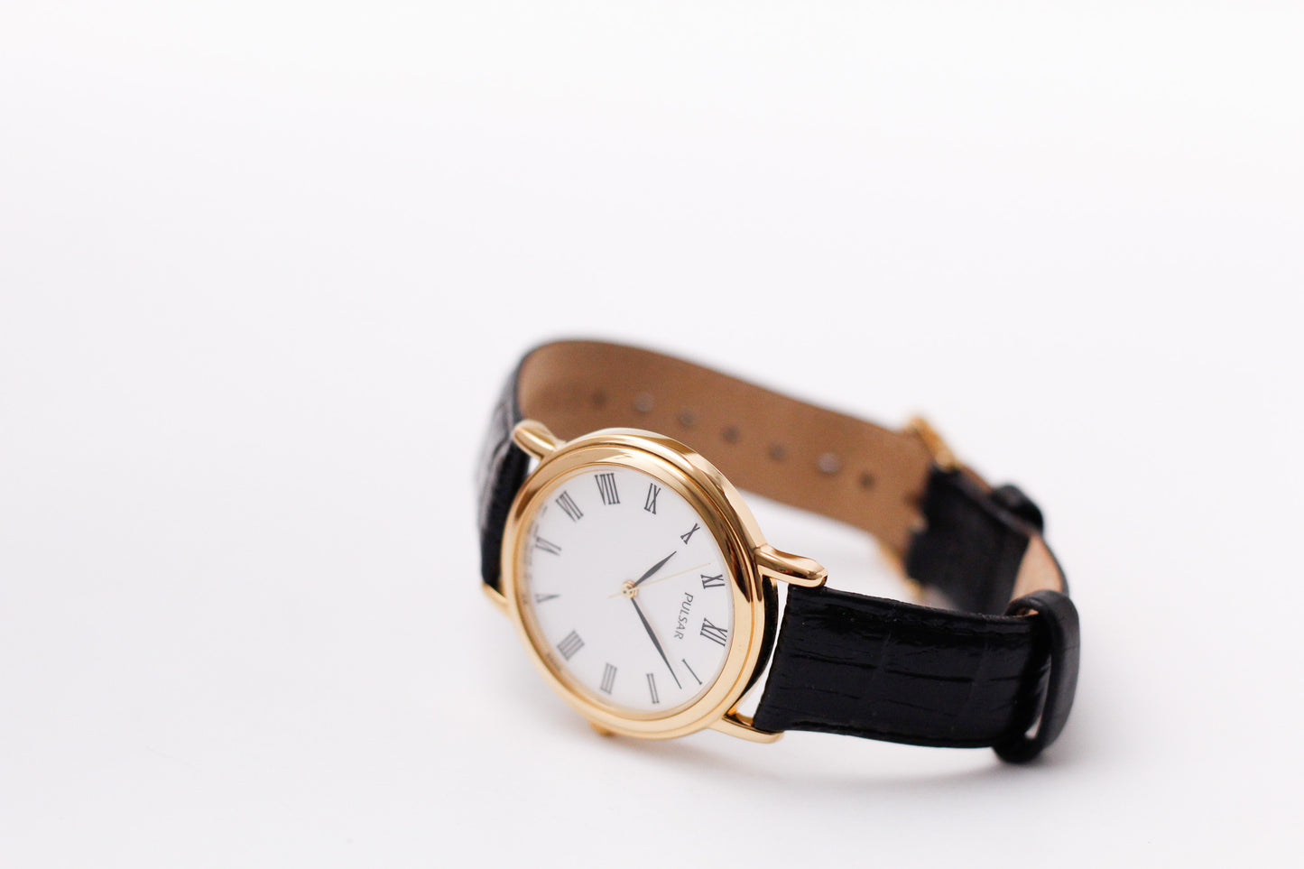 [New Old Stock] 2001 Pulsar Quartz Cream White Roman Numeral Dial Men's Wrist-Watch W/Box