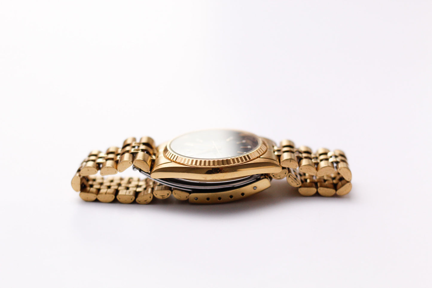 1998 Pulsar Quartz 'Baby Presidential' Black Sunburst Dial Men's Wrist-Watch