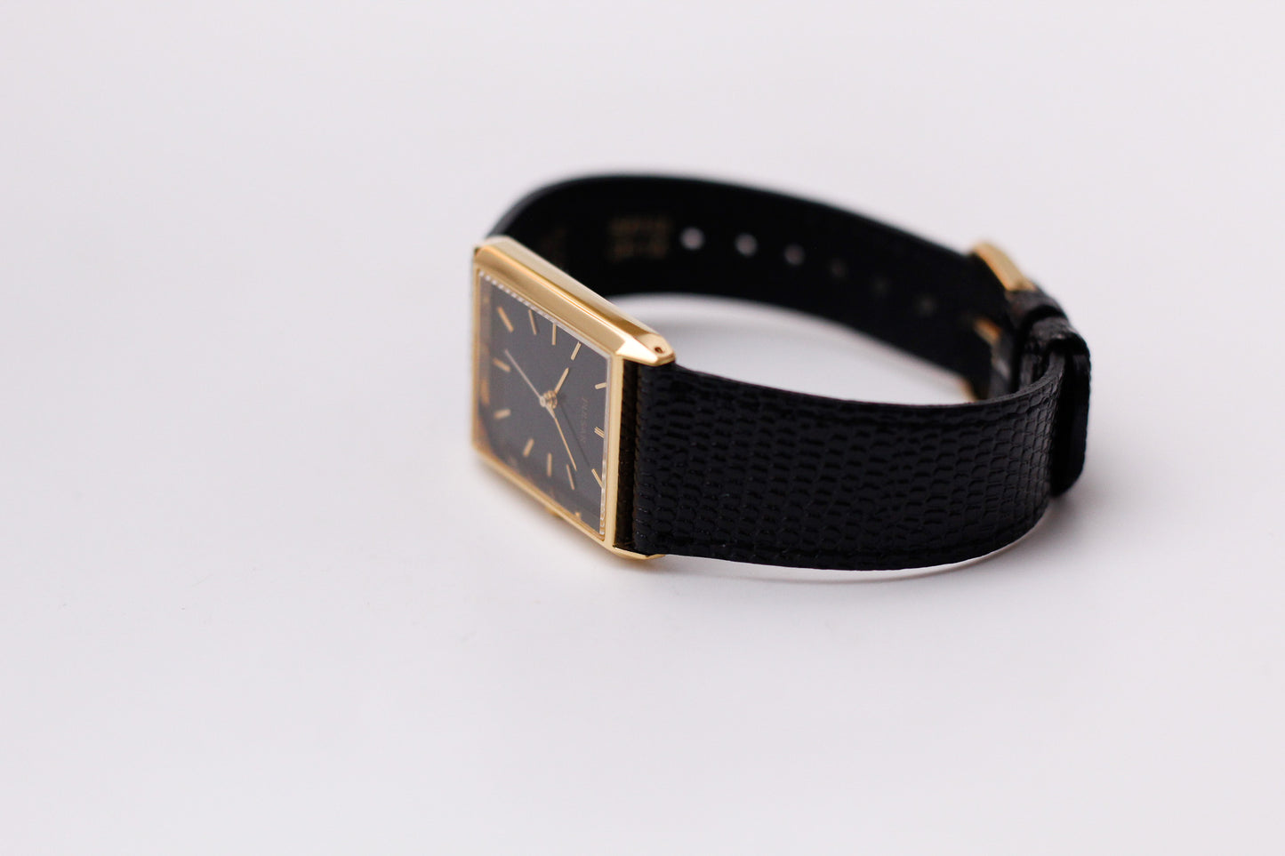 [New Old Stock] 2001 Pulsar Quartz Tank Inky Black Dial Men's Wrist-Watch W/Box