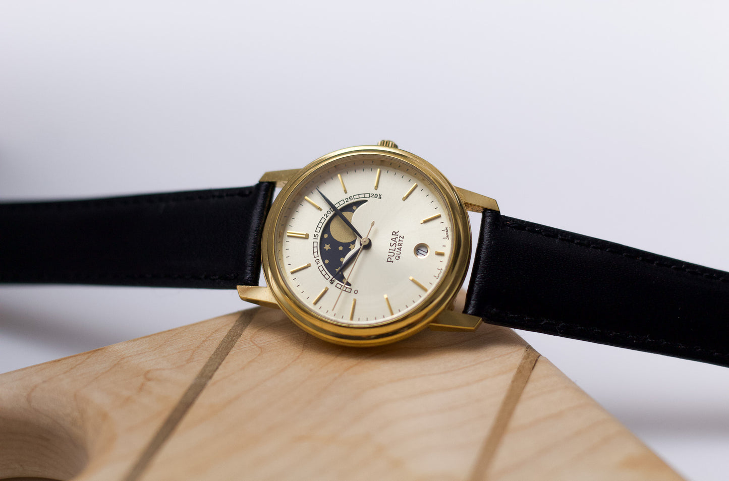 1991 Pulsar Quartz Moonphase Golden Dial Men's Wrist-Watch