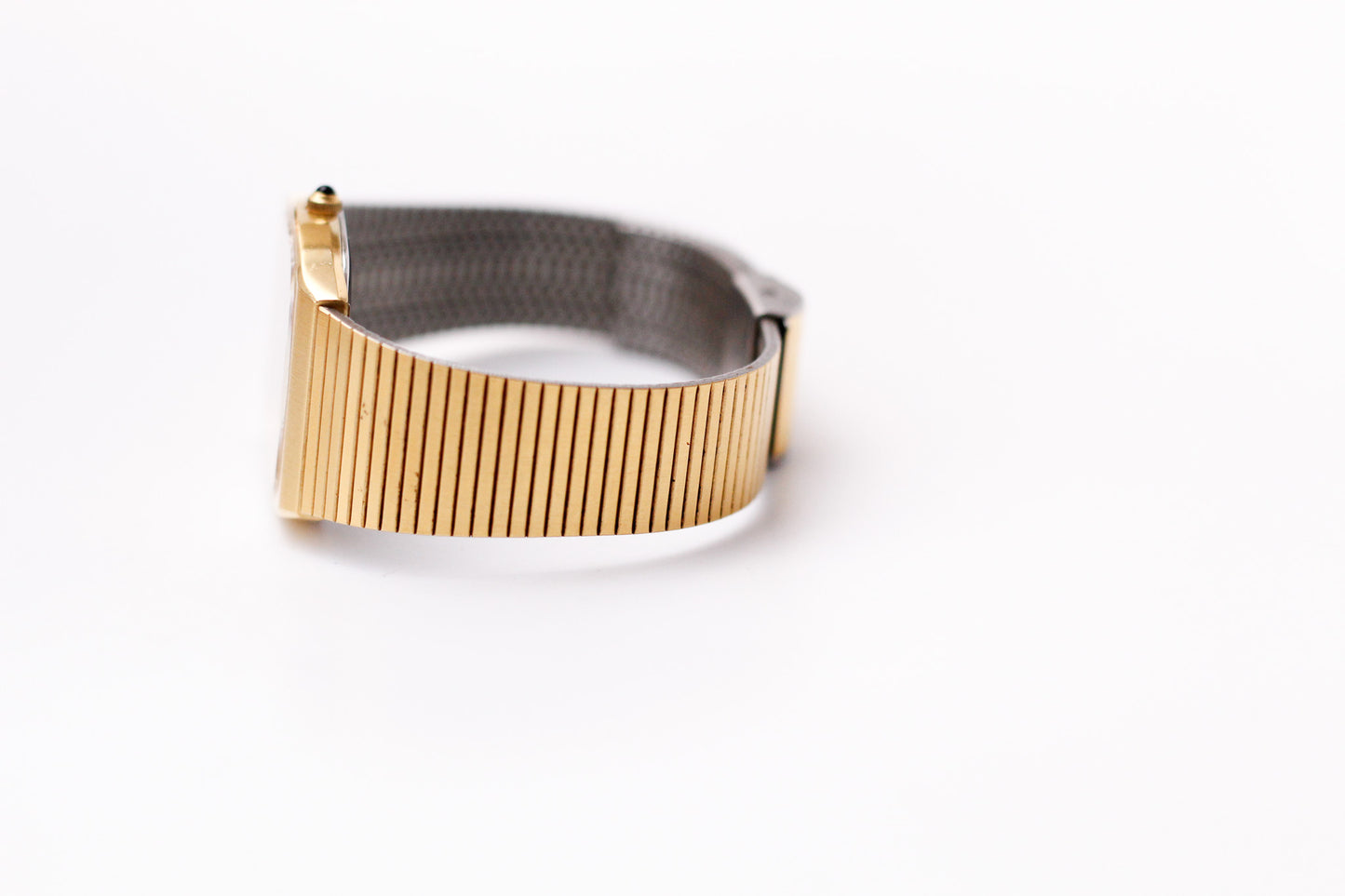 1981 Seiko Quartz Straight Grain Golden Gem Dial Men's Wrist-Watch