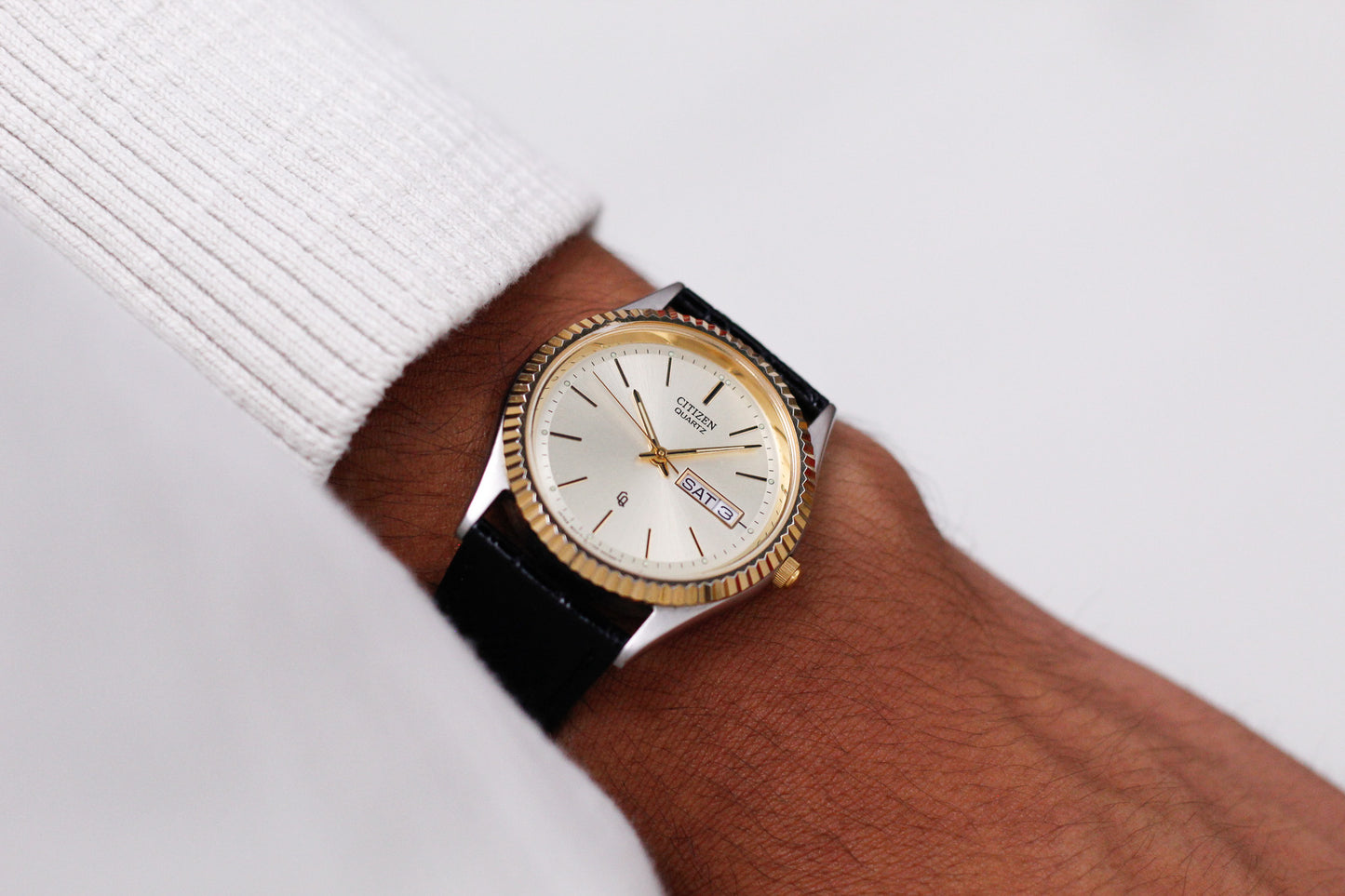 1998 Citizen Baby 'Day-Date' Champagne Sunburst Dial Two Tone Men's Wrist Watch