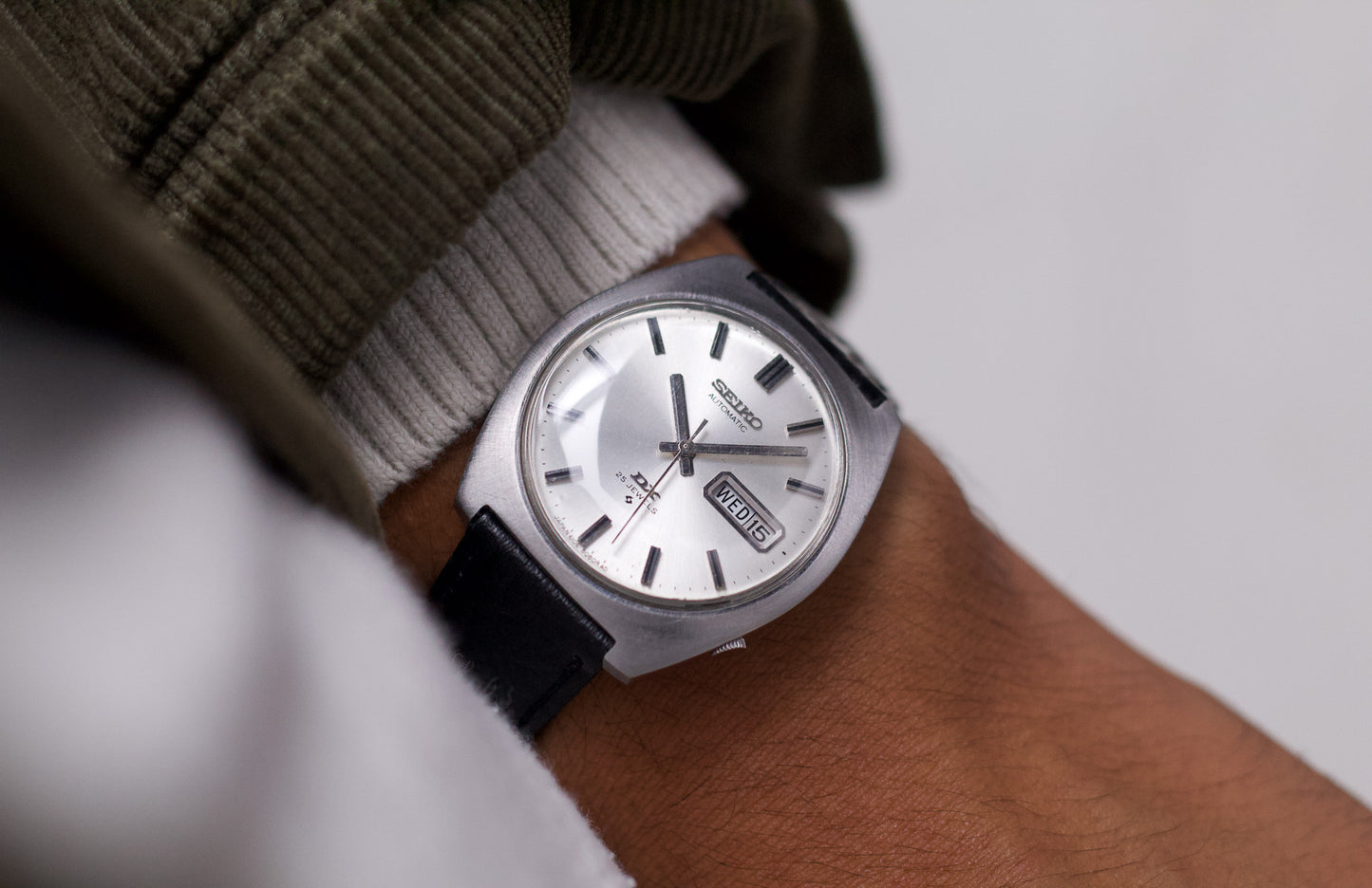 [Serviced] 1968 Seiko DX Automatic Silver Sunburst Men's Wrist-Watch