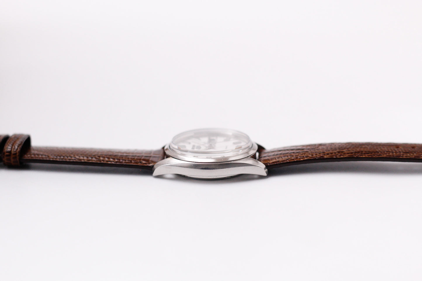 1981 Seiko 5 Automatic 'Baby Oyster Perpetual' Silver Sunburst Dial Men's Wrist-Watch