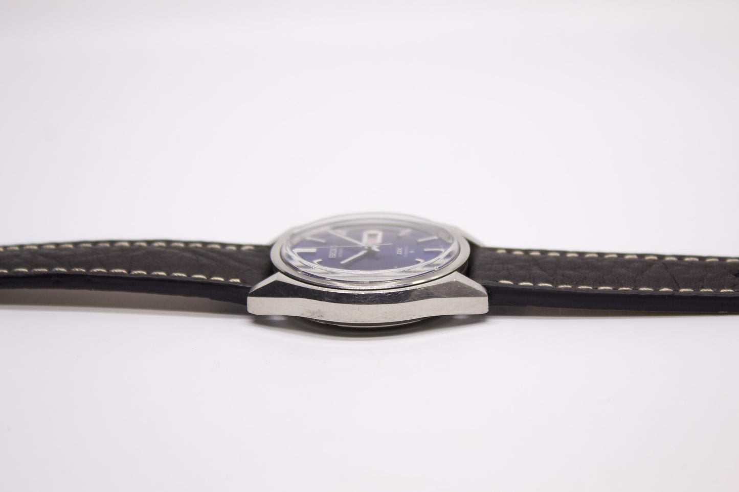 [Serviced] 1975 Seiko DX Automatic Marine Blue Sunburst Dial Men's Wrist-Watch