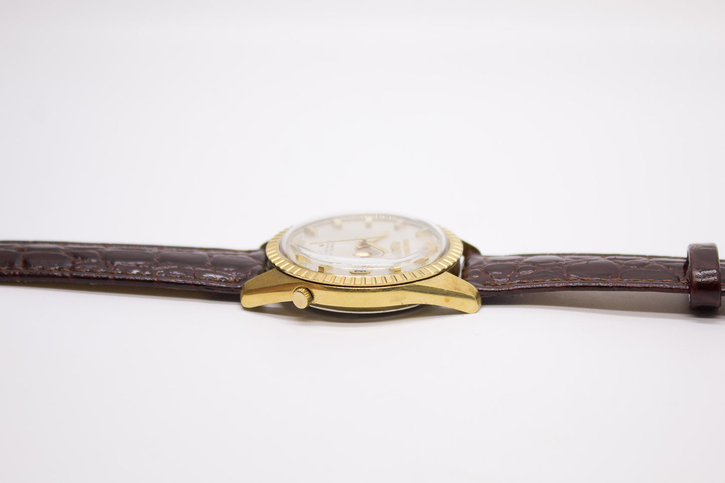 1969 Seiko 5 Automatic Silver Sunburst Dial Fluted Men's Wrist-Watch