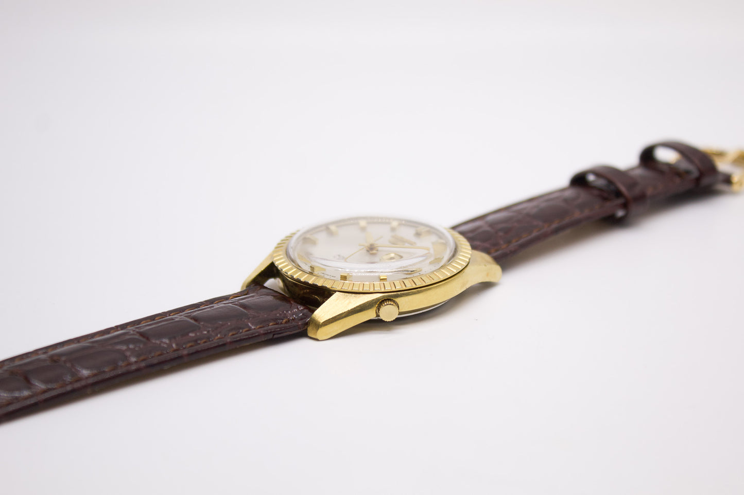 1969 Seiko 5 Automatic Silver Sunburst Dial Fluted Men's Wrist-Watch