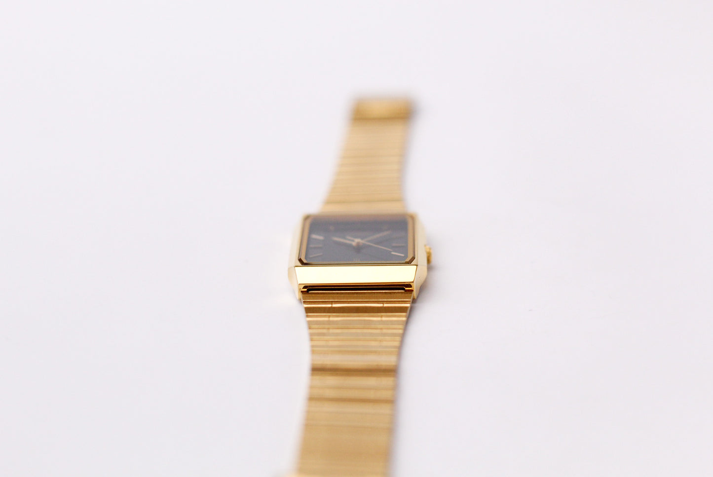 1989 Citizen Quartz I Black Dial Golden Tank Men's Wrist-Watch