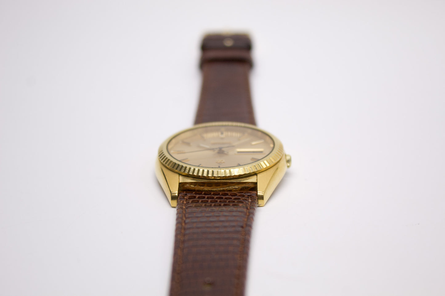 1980 Seiko Quartz 'Baby Day-Date' Golden Sunburst Dial Men's Wrist-Watch