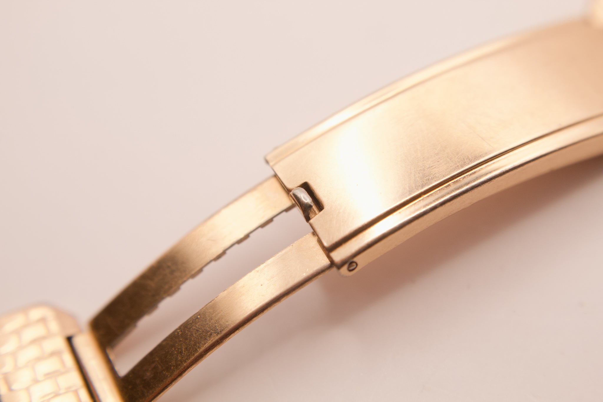 1941 10K Rose Gold Art Deco Longines Men's Wrist-Watch – Mecalco & Co.
